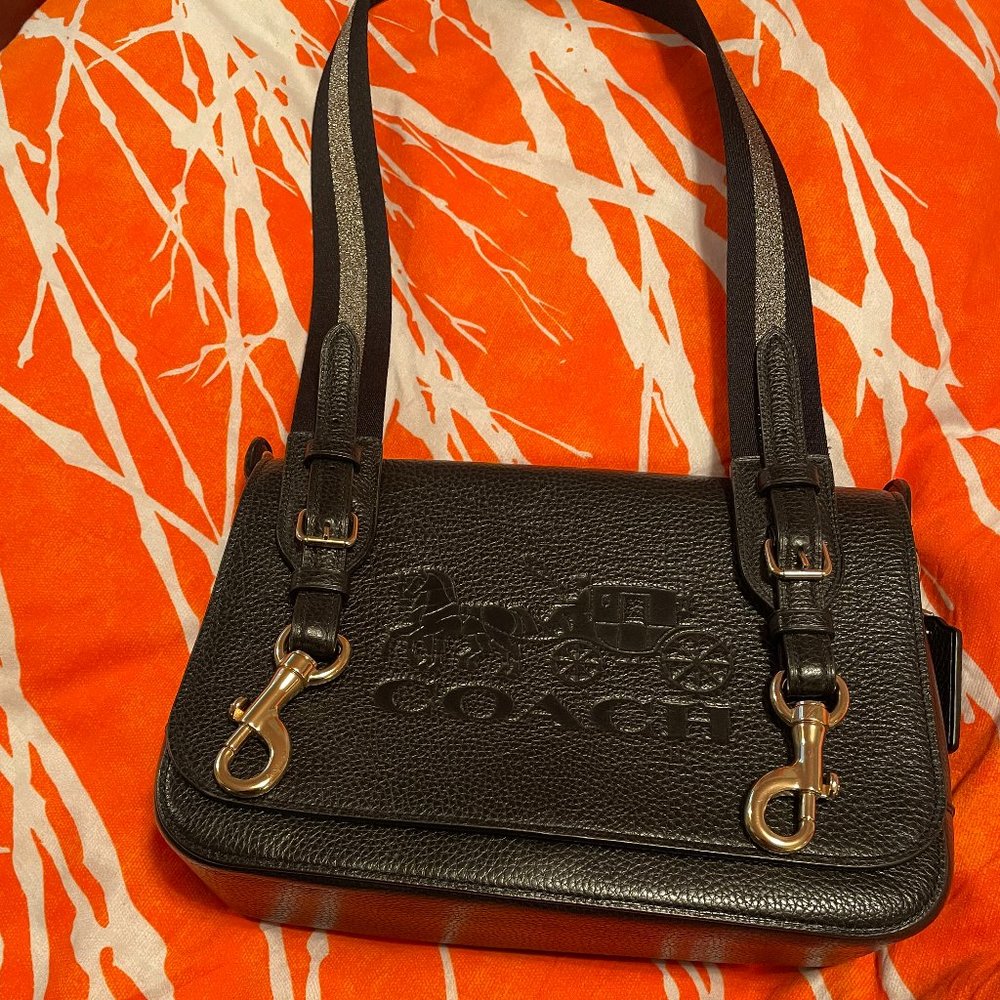 COACH SADDLEBAG with Horse and Carriage